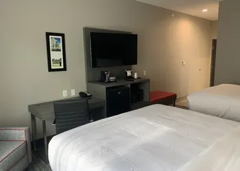 Comfort Inn & Suites Olive Branch Old Towne hotel thumbnail 8