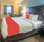 OYO Hotel Knoxville TN Cedar Bluff I-40 hotel detail image 4