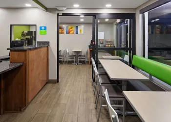 SureStay Hotel by Best Western Jasper hotel thumbnail 2