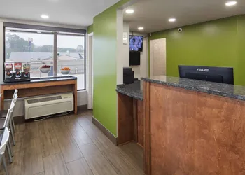 SureStay Hotel by Best Western Jasper hotel thumbnail 4
