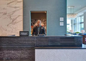 Hampton Inn & Suites Nashville Downtown Capitol View hotel thumbnail 3