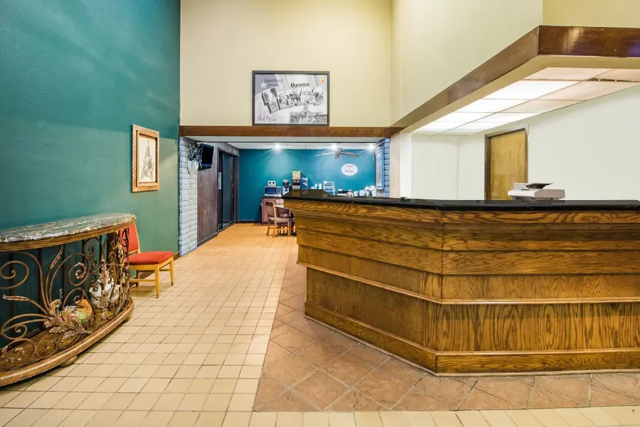 Republic Hotel of Ozona hotel detail image 2
