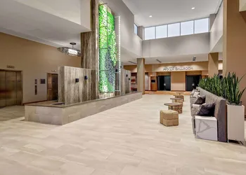 Embassy Suites by Hilton Jonesboro Red Wolf Convention Center hotel thumbnail 2