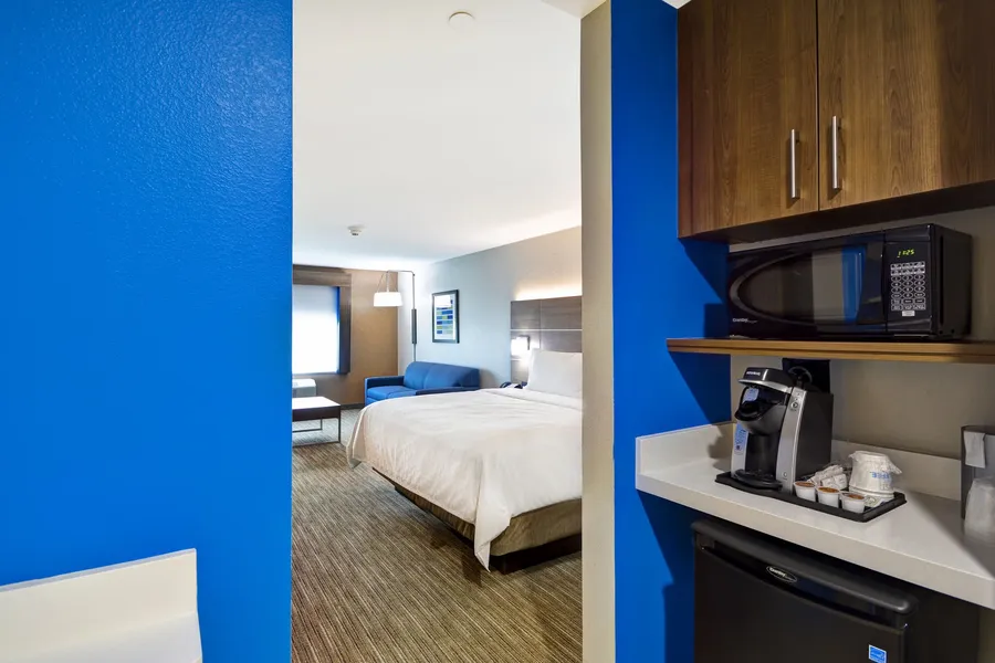 Holiday Inn Express & Suites Houston NASA - Boardwalk Area by IHG hotel detail image 2