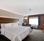 Holiday Inn Express & Suites Houston NASA - Boardwalk Area by IHG hotel detail image 3