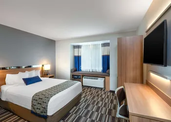 Microtel Inn & Suites by Wyndham Warsaw hotel thumbnail 7
