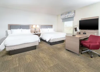 Hampton Inn & Suites Santa Maria hotel thumbnail 4