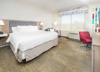Hampton Inn & Suites Santa Maria hotel thumbnail 5