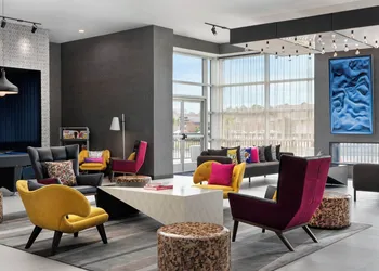 Aloft by Marriott Katy Mills hotel thumbnail 3