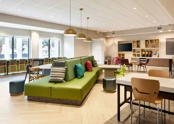 Home2 Suites by Hilton Stuart hotel thumbnail 2