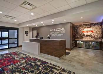 Hampton Inn Pleasant View, TN hotel thumbnail 5