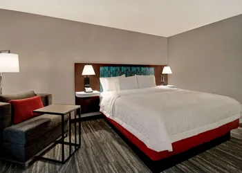 Hampton Inn Pleasant View, TN hotel thumbnail 6