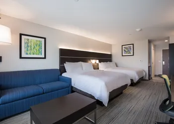 Holiday Inn Express & Suites Chicago - Hoffman Estates by IHG hotel thumbnail 6