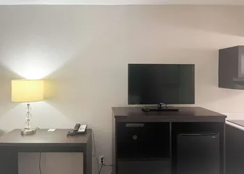 Motel 6 Charlotte, NC – Airport South hotel thumbnail 4