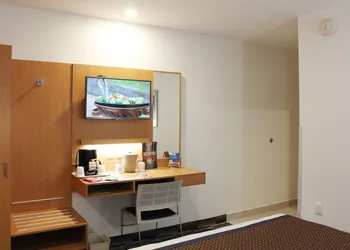 Microtel Inn & Suites by Wyndham Culiacan hotel thumbnail 5