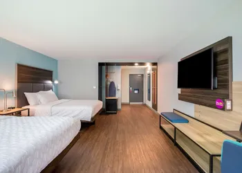 Tru by Hilton Saint Joseph hotel thumbnail 7