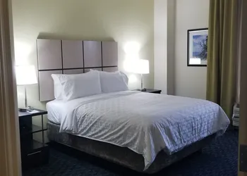 Candlewood Suites Plano North by IHG hotel thumbnail 6