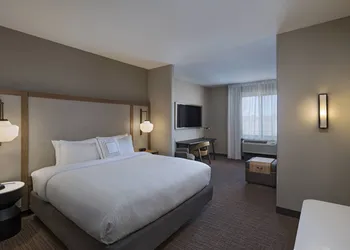 Fairfield Inn & Suites by Marriott Colorado Springs East/Ballpark hotel thumbnail 6