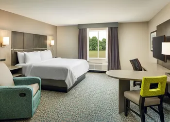 Candlewood Suites Lebanon by IHG hotel thumbnail 4