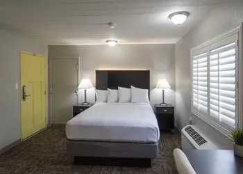 Americana Modern Hotel hotel thumbnail 7