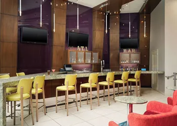 Hampton Inn & Suites Atlanta Midtown hotel thumbnail 4