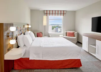 Hampton Inn & Suites Atlanta Midtown hotel thumbnail 8