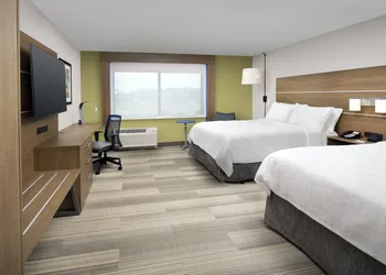 Holiday Inn Express & Suites Kingsland I-95-Naval Base Area by IHG hotel thumbnail 8