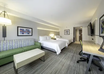 Holiday Inn Express & Suites Staunton by IHG hotel thumbnail 4