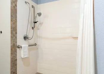 Holiday Inn Express & Suites Leander by IHG hotel thumbnail 8