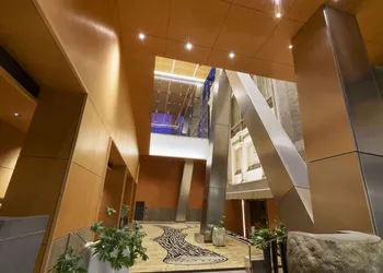 Lotte Hotel Seattle hotel thumbnail 4