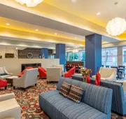 La Quinta Inn & Suites by Wyndham Bloomington hotel detail image 4