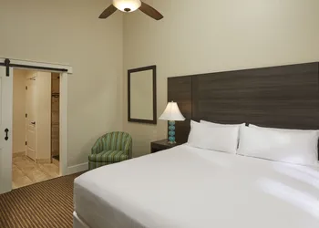 Carter Creek Winery Resort & Spa hotel thumbnail 3