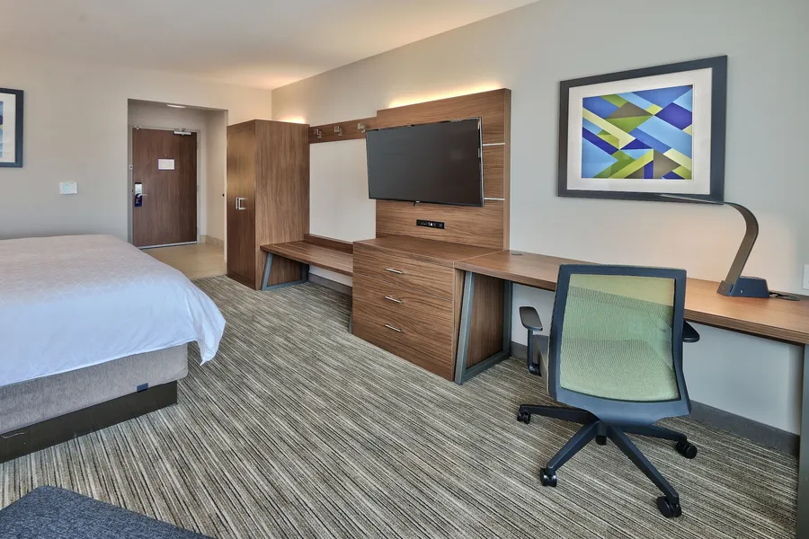 Holiday Inn Express & Suites Albuquerque East by IHG hotel detail image 6