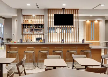 Springhill Suites Dallas Mansfield hotel thumbnail 4