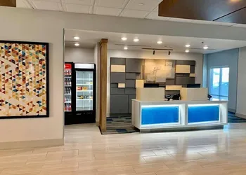 Holiday Inn Express & Suites Kearney by IHG hotel thumbnail 2