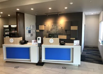 Holiday Inn Express & Suites Madison West - Middleton by IHG hotel thumbnail 2