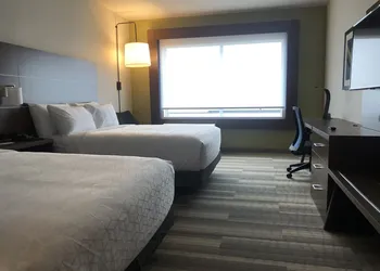 Holiday Inn Express & Suites Madison West - Middleton by IHG hotel thumbnail 6