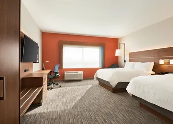 Holiday Inn Express & Suites Beaver Dam by IHG hotel thumbnail 5
