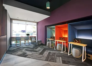 Tru by Hilton Stoughton hotel thumbnail 7