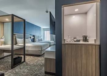 SpringHill Suites by Marriott Fort Wayne North hotel thumbnail 4