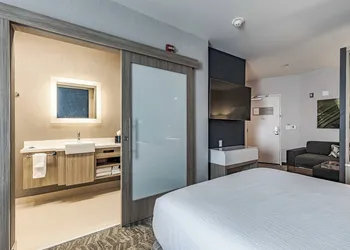SpringHill Suites by Marriott Fort Wayne North hotel thumbnail 7