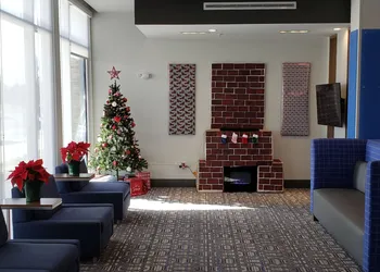Holiday Inn Express & Suites Ottawa by IHG hotel thumbnail 4