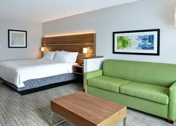 Holiday Inn Express & Suites Ottawa by IHG hotel thumbnail 7