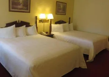 Honeysuckle Inn - Mountain View hotel thumbnail 5