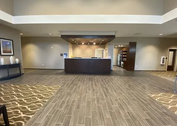 Comfort Suites Midland West hotel thumbnail 4