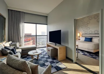 Live by Loews - St.Louis hotel thumbnail 7