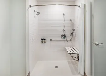 avid hotel Bentonville – Rogers by IHG hotel thumbnail 6