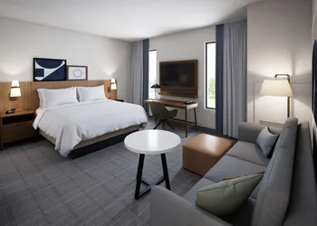 Staybridge Suites Ames by IHG hotel thumbnail 2