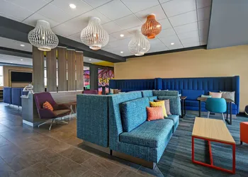 Tru by Hilton Monroe hotel thumbnail 5
