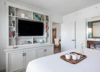 Compass Hotel by Margaritaville Anna Maria Sound hotel thumbnail 5